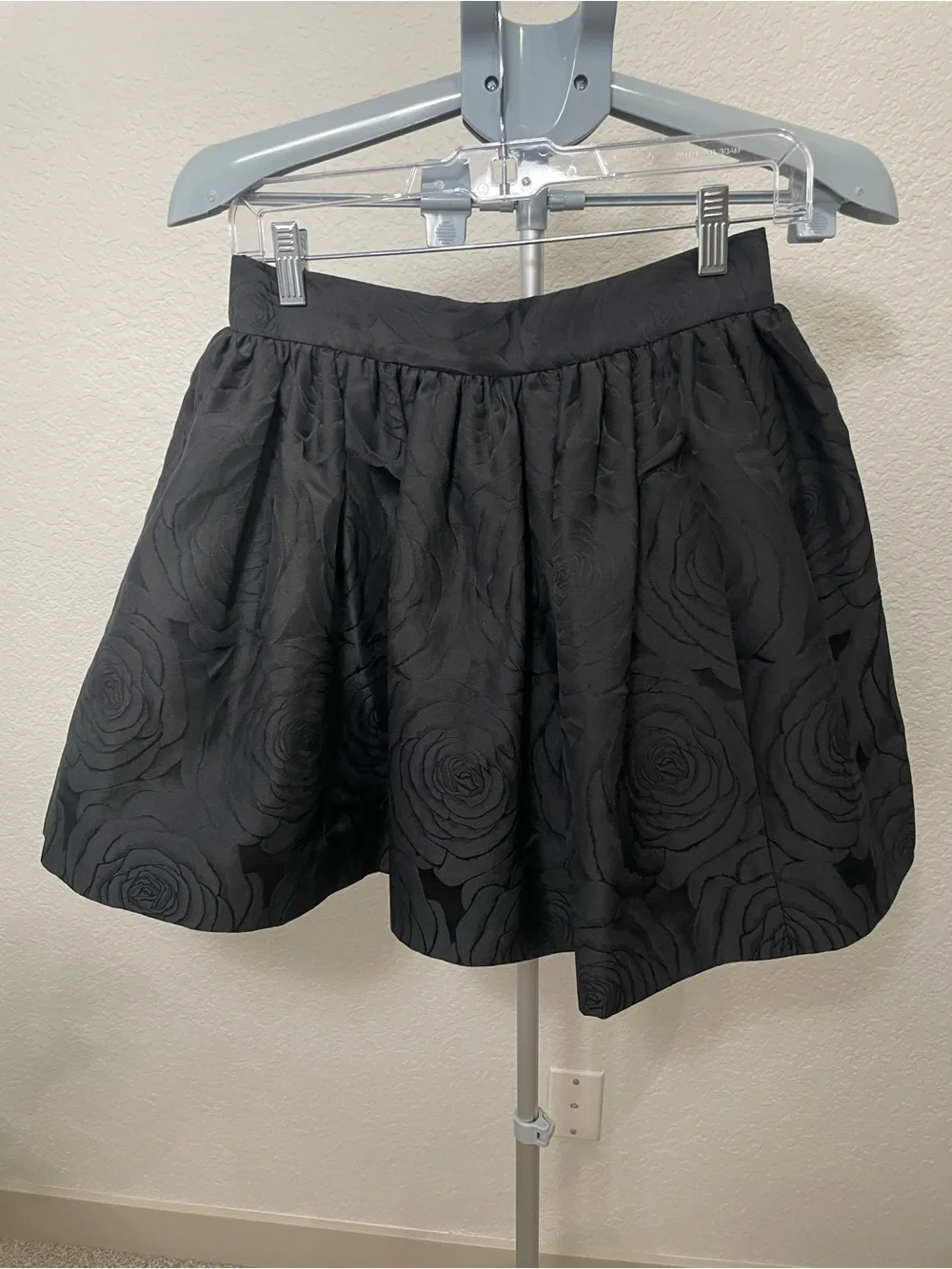 kate spade New York Skirt The Rules Black Rose Jacquard Fit & Flare Skirt Size 4